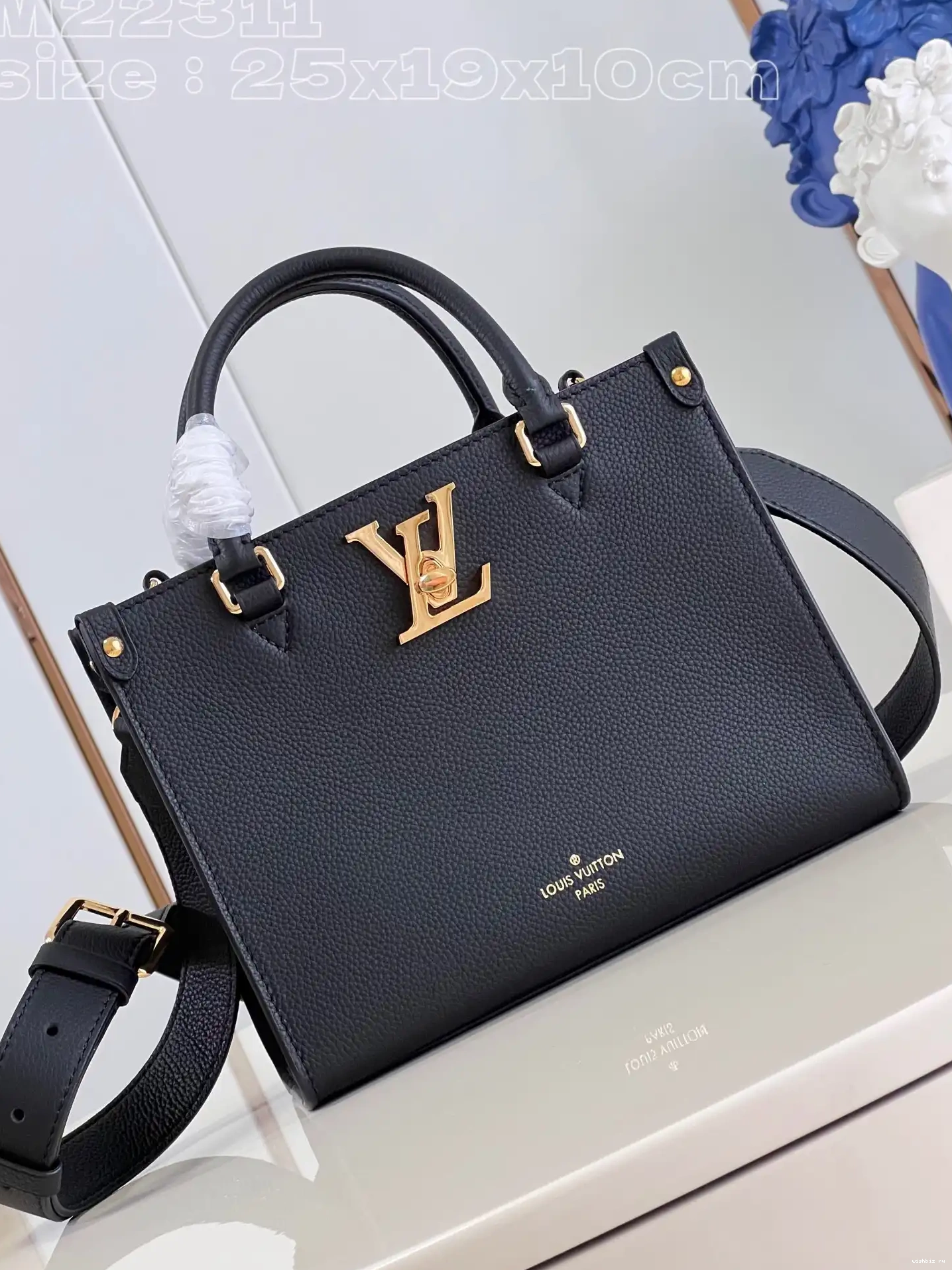 WIS Go & LOUIS Lock VUITTON 0325